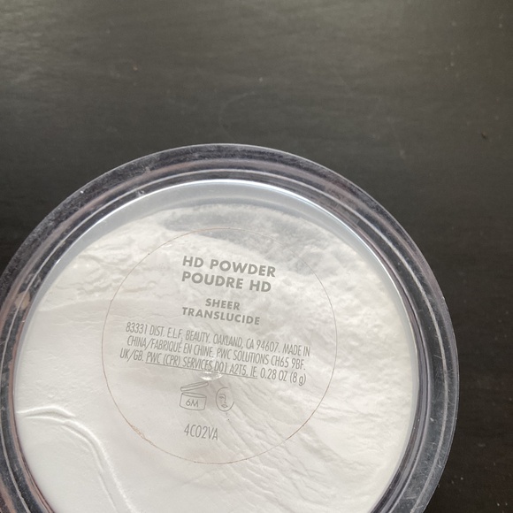 Assorted makeup - Picture 8 of 13